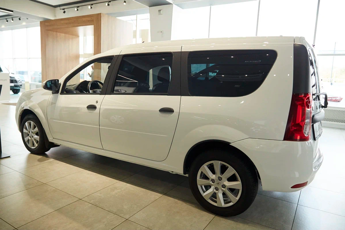 Lada Largus - фото №7