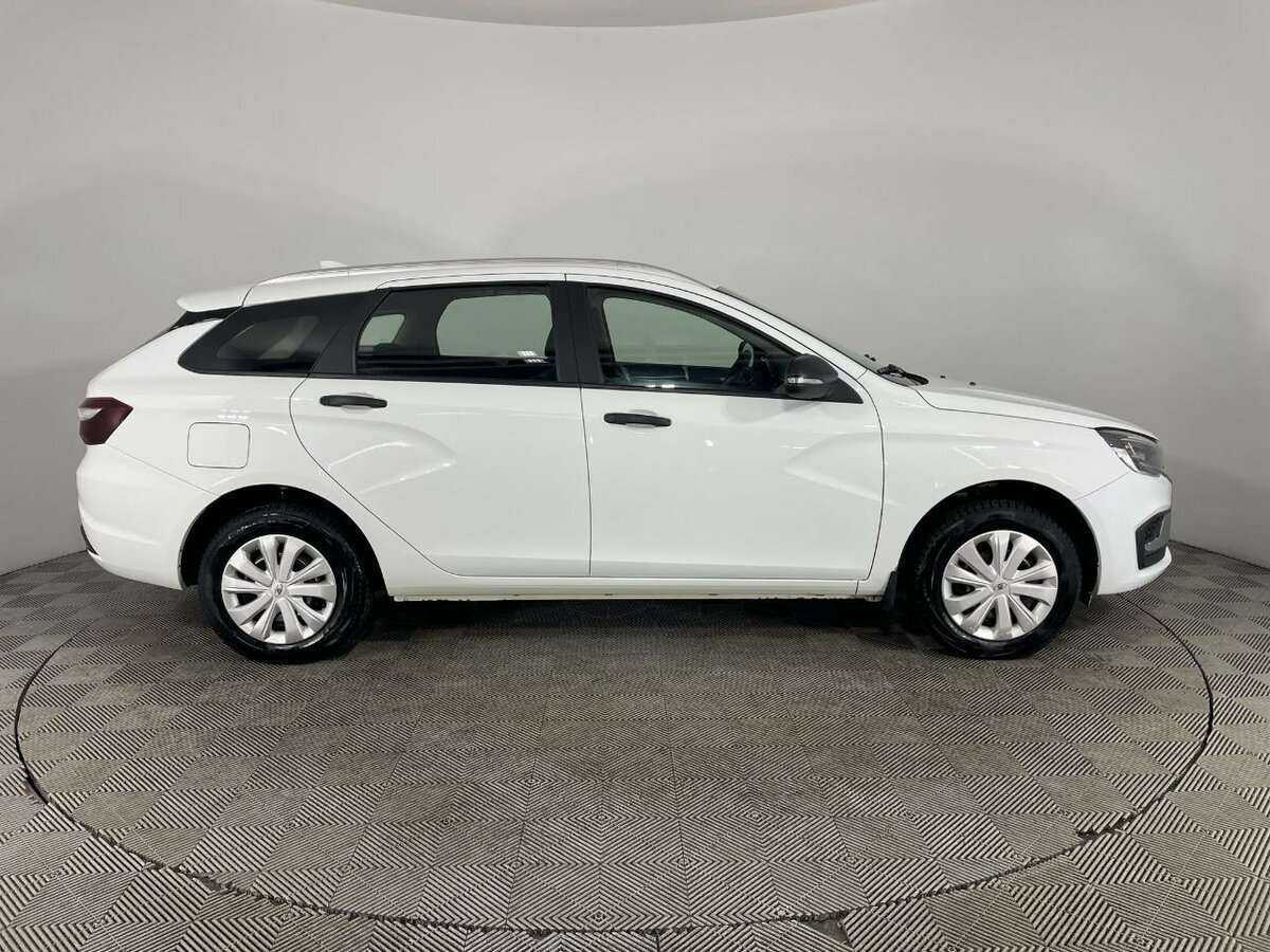 Lada (ВАЗ) Vesta SW, 2023 - фото №4