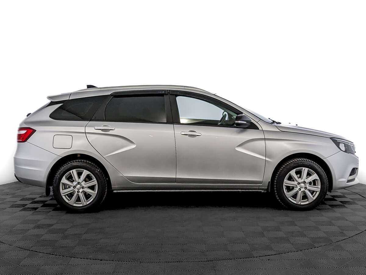 Lada (ВАЗ) Vesta SW, 2022 - фото №4
