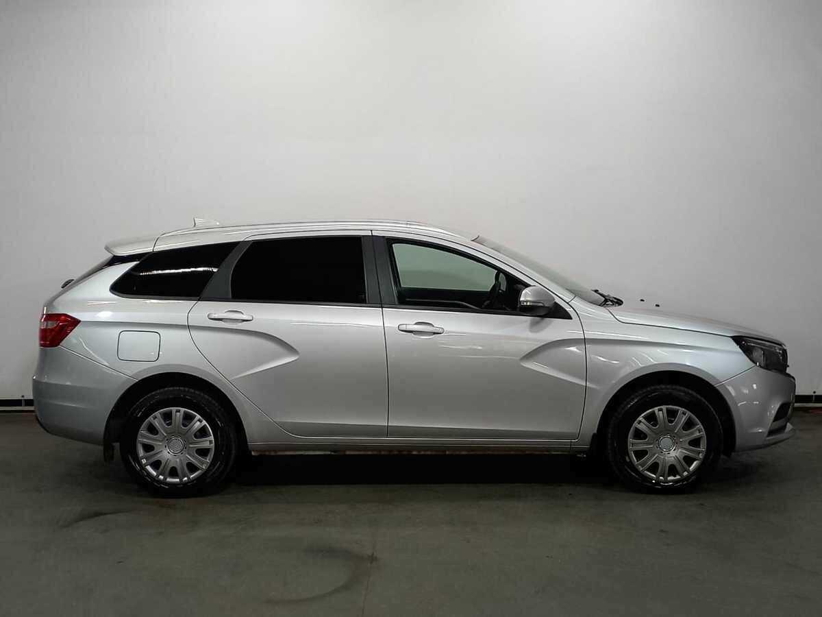 Lada (ВАЗ) Vesta SW, 2021 - фото №4